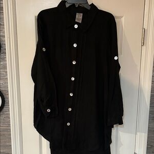 Chic Black Button-Up Women's Tunic